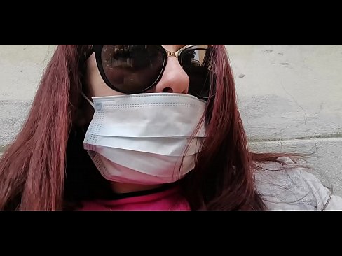 ❤️ Nicoletta vinga-se do seu vizinho e faz chichi na sua garagem (Especial Covid19 Quarentena Italiana) ❤️ Sexo vídeo em nós