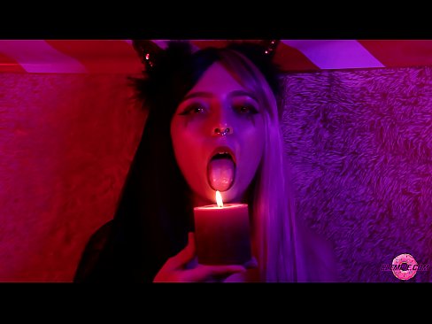 ❤️ Broche apaixonado de Sexy Succubus com preenchimento da boca ❤️ Sexo vídeo em nós