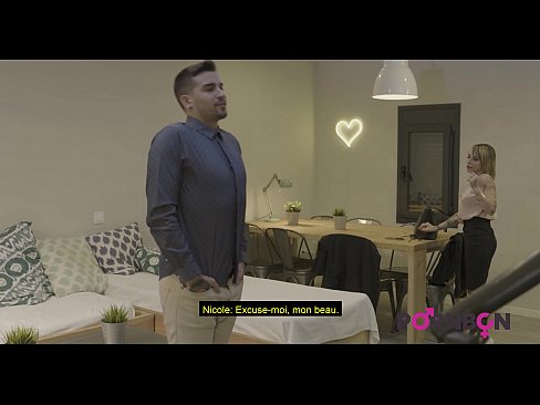❤️ PORNBCN 4K Uma mulher madura com mamas grandes quer ser um gigolo jovem fodido anal com um grande amortismo de broche de piça duro estilo cão de foder, lambendo o orgasmo da rata legendas francesas ❤️ Sexo vídeo em nós